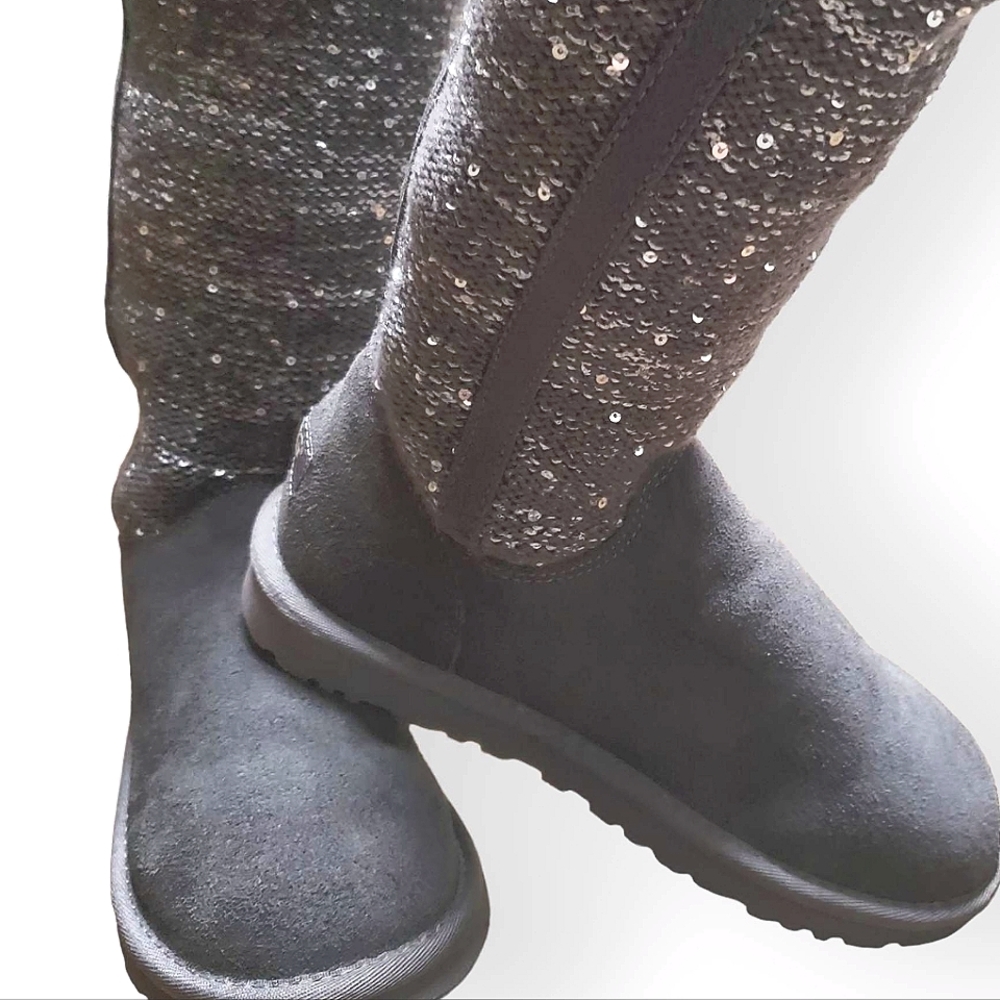 UGG boots for women size 6 color gray